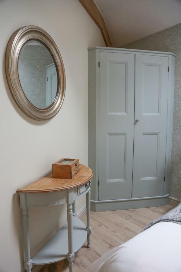 Barley - Cosy Stylish Apartment - Easy Access To Bath And Many Nearby Attractions Box  Exterior foto